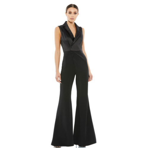 Mac Duggal 26603 at Helen Ainson in Darien Ct 06820