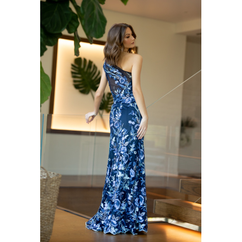 Kelly Chase Couture Bluebelle 22-142 at Helen Ainson in Darien CT 06820
