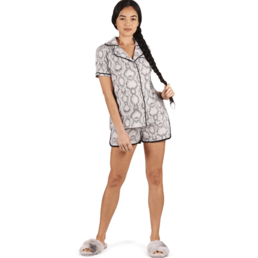Memoi Women's Snake Notch Collar Cotton Blend Pajama Set at Helen Ainson